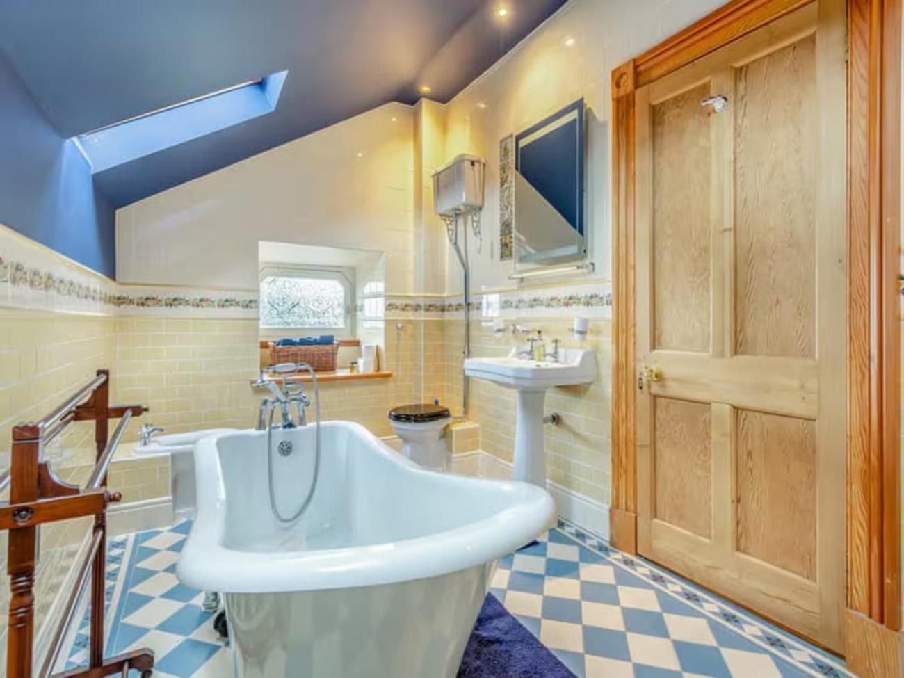 The Doune Inverness Bagian luar foto